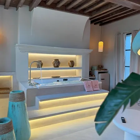 Casa And *